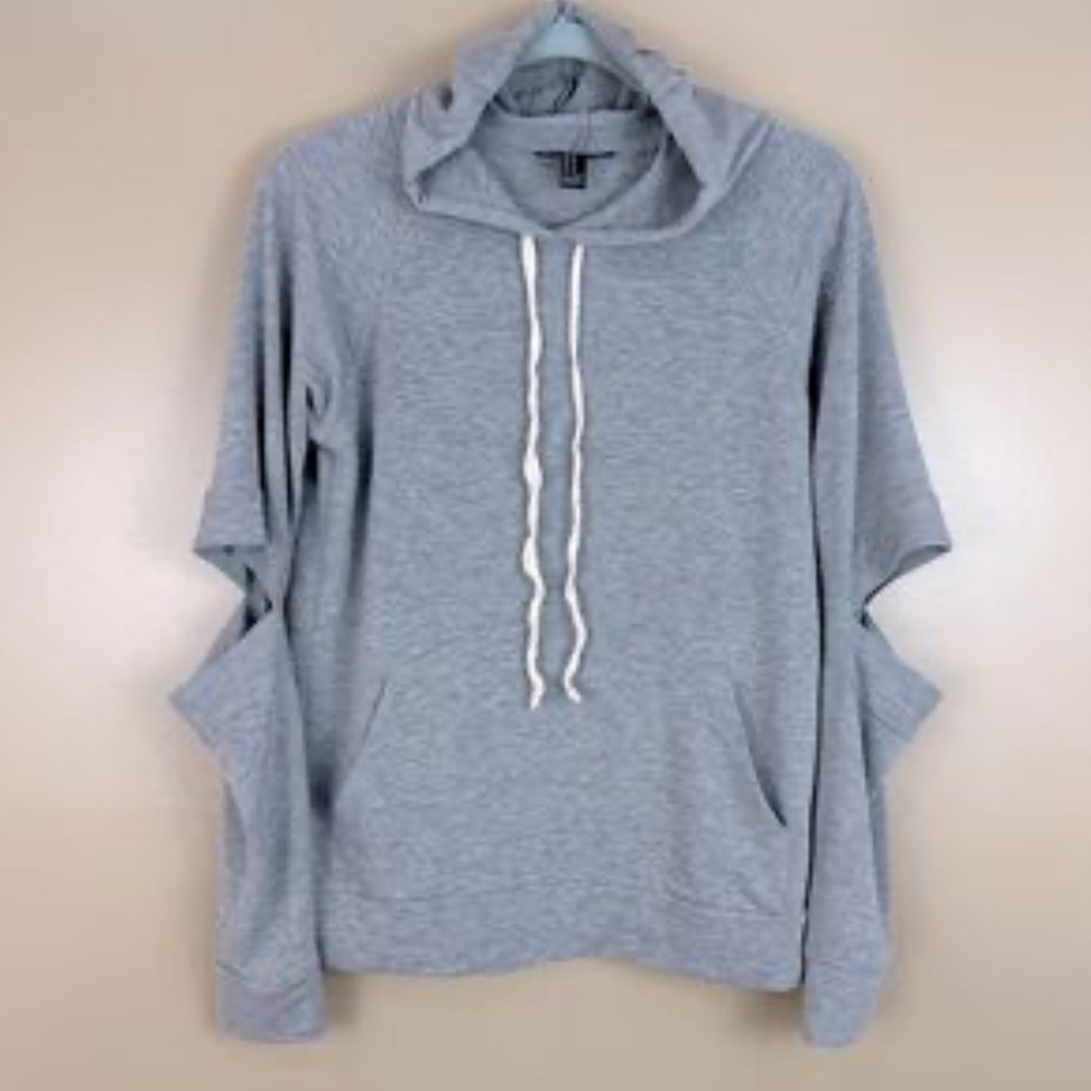 🌦️Come Clean Closet Sale🌦️ NWT Forever 21 long sleeve